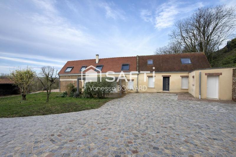 Maison - 226 m² - 7 pièces