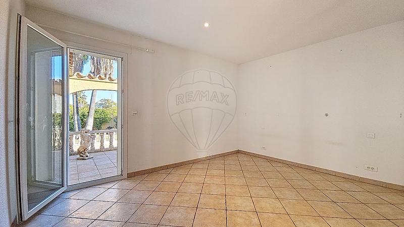 Villa - 148 m² - 5 pièces