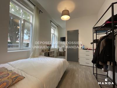 Chambre - 15 m² - 7 pièces