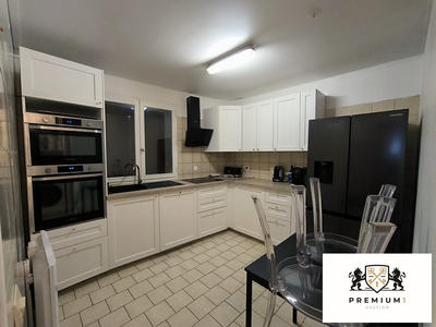 Maison - 85 m² - 4 pièces