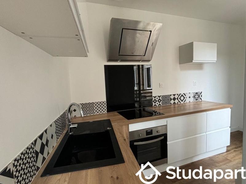 Chambre - 13 m² - 1 pièce