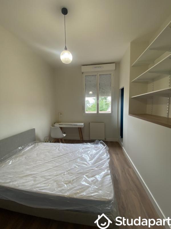 Chambre - 13 m² - 1 pièce