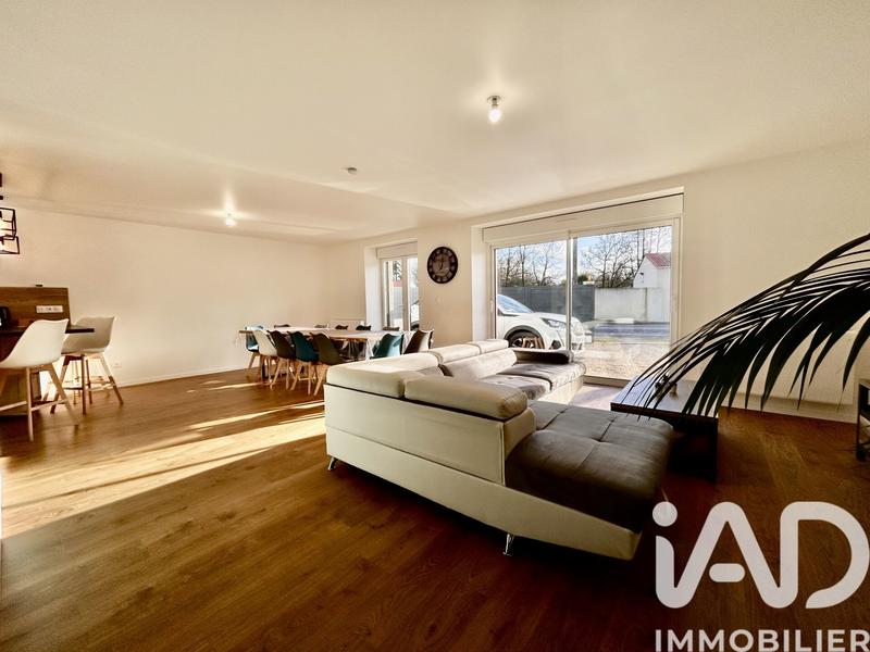 Maison - 248 m² - 6 pièces