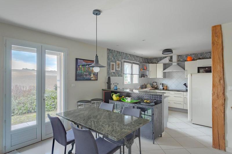 Propriété - 374 m² - 15 pièces