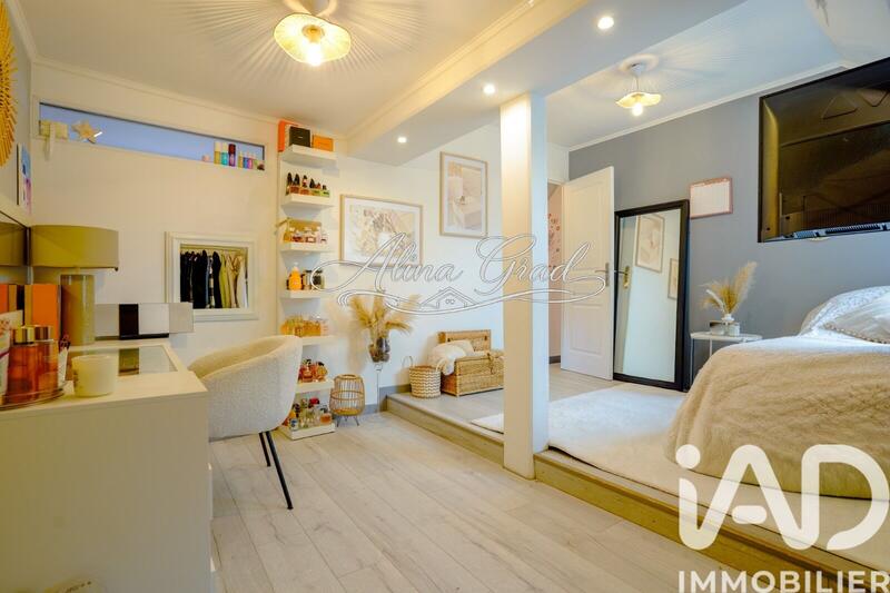 Maison - 172 m² - 7 pièces