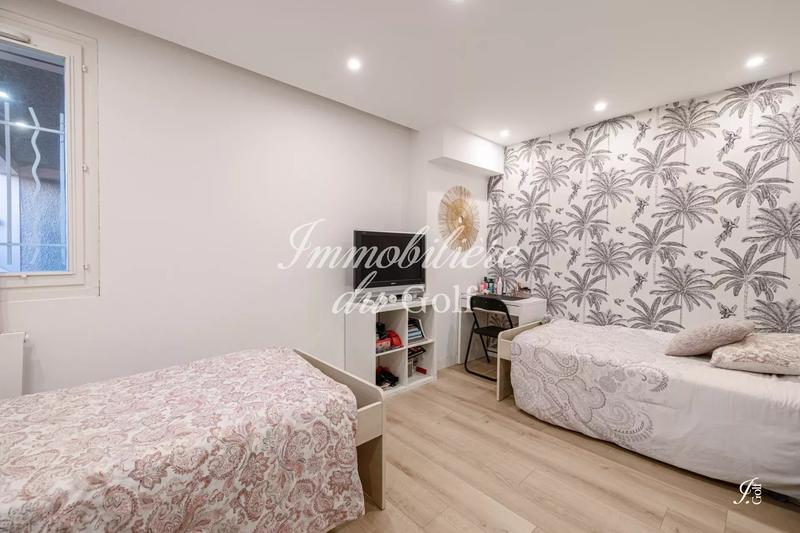 Appartement - 91 m² - 5 pièces