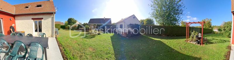 Maison - 110 m² - 4 pièces