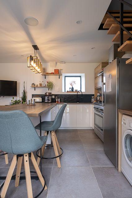 Propriété - 300 m² - 9 pièces