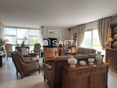 Appartement - 150 m² - 6 pièces