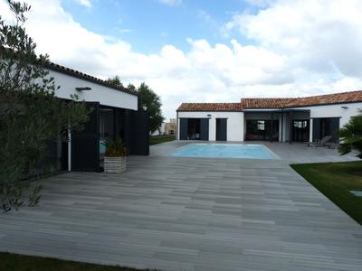 Villa - 165 m² - 6 pièces