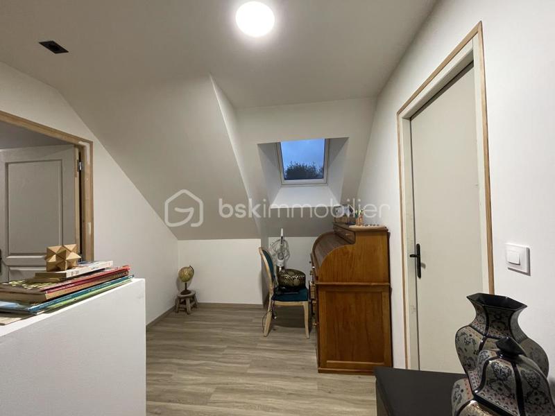 Maison - 167 m² - 9 pièces