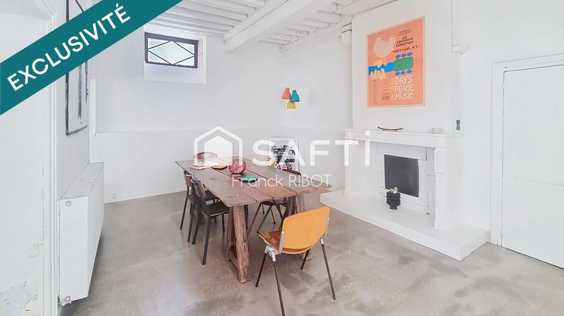 Maison - 283 m² - 10 pièces