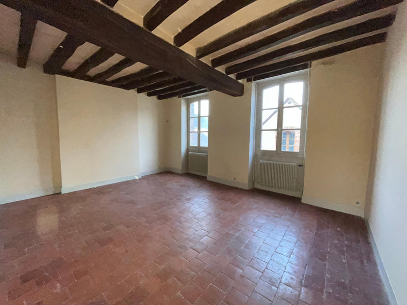 Maison - 305 m² - 8 pièces