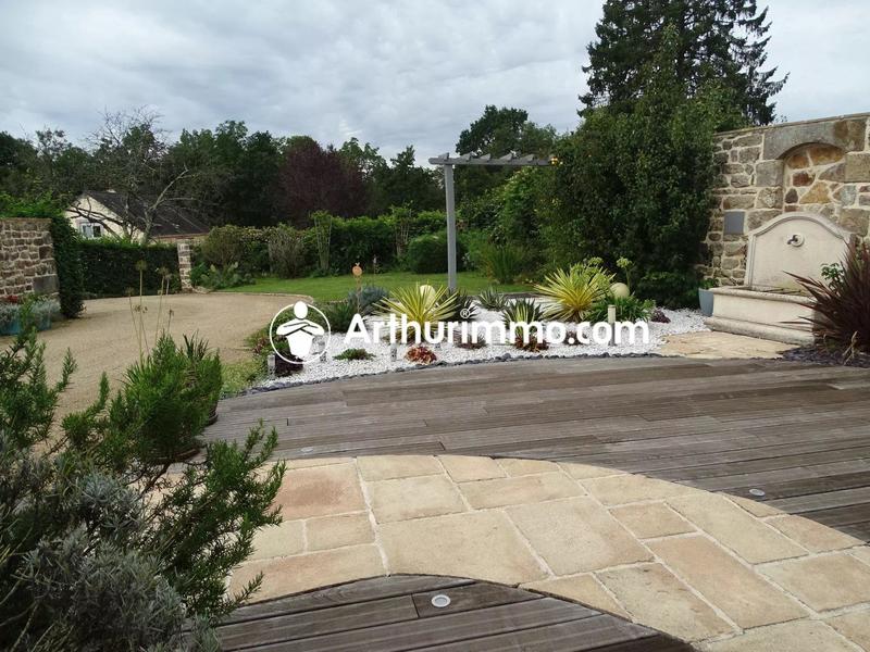 Maison - 180 m² - 6 pièces