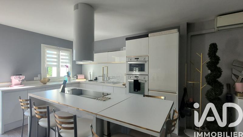 Maison - 143 m² - 4 pièces