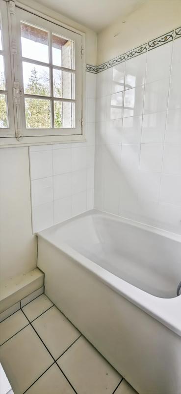 Maison - 220 m² - 9 pièces