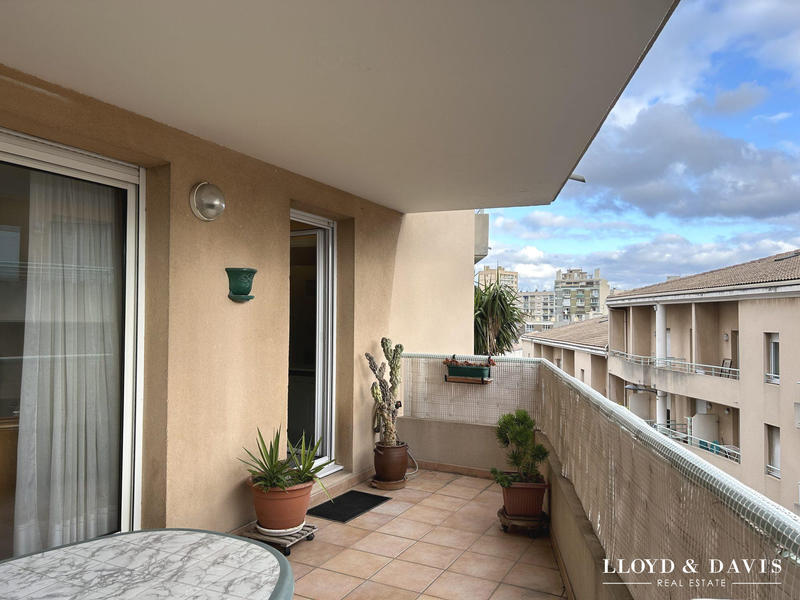 Appartement - 95 m² - 4 pièces