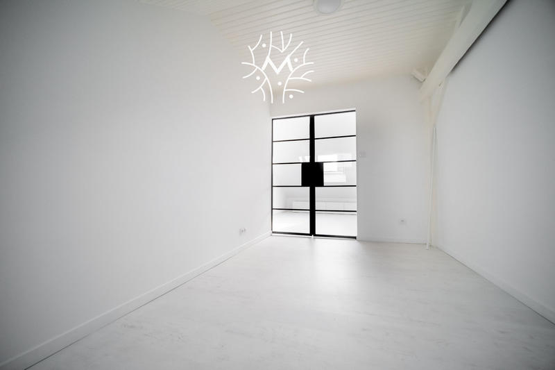 Loft - 45 m² - 4 pièces