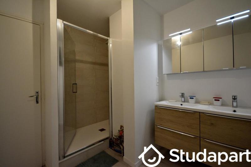 Chambre - 14 m² - 1 pièce