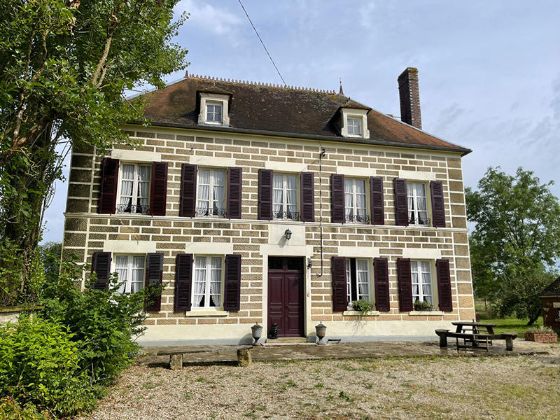 Demeure - 184 m² - 7 pièces