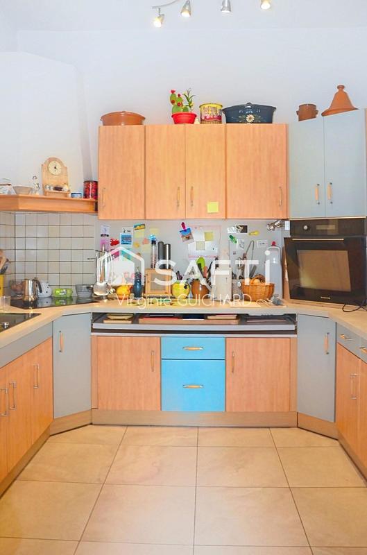 Maison - 195 m² - 7 pièces