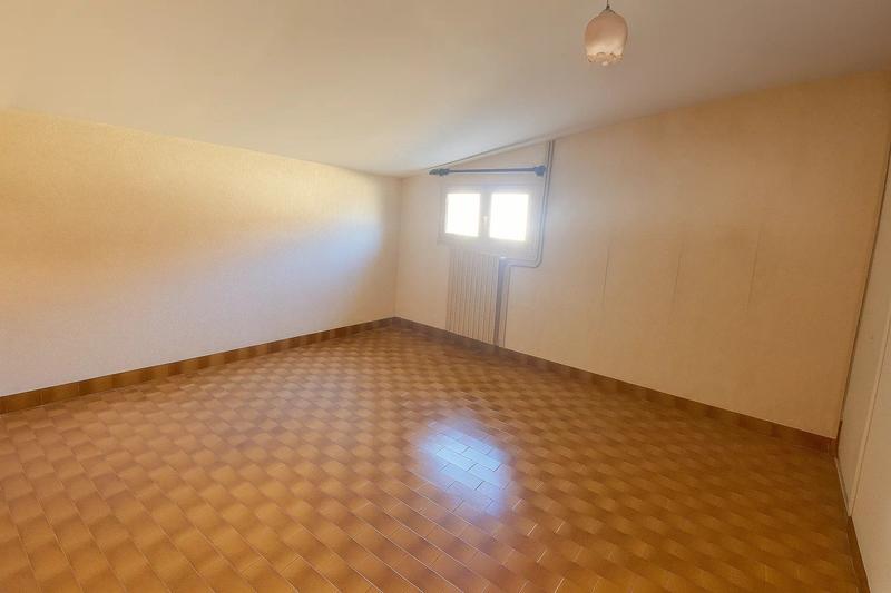 Maison - 104 m² - 6 pièces