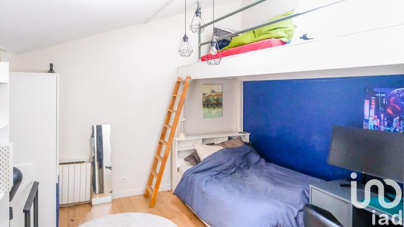 Maison - 144 m² - 7 pièces