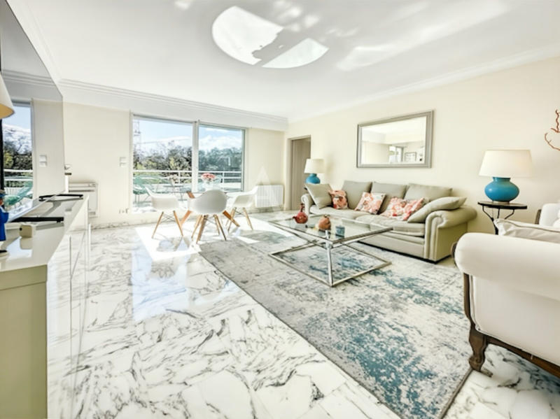 Appartement - 86 m² - 4 pièces