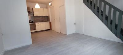 Maison - 64 m² - 4 pièces