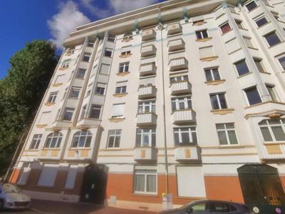 Appartement - 83 m² - 3 pièces