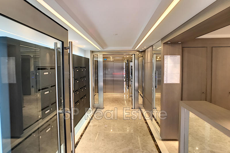 Appartement - 95 m² - 3 pièces