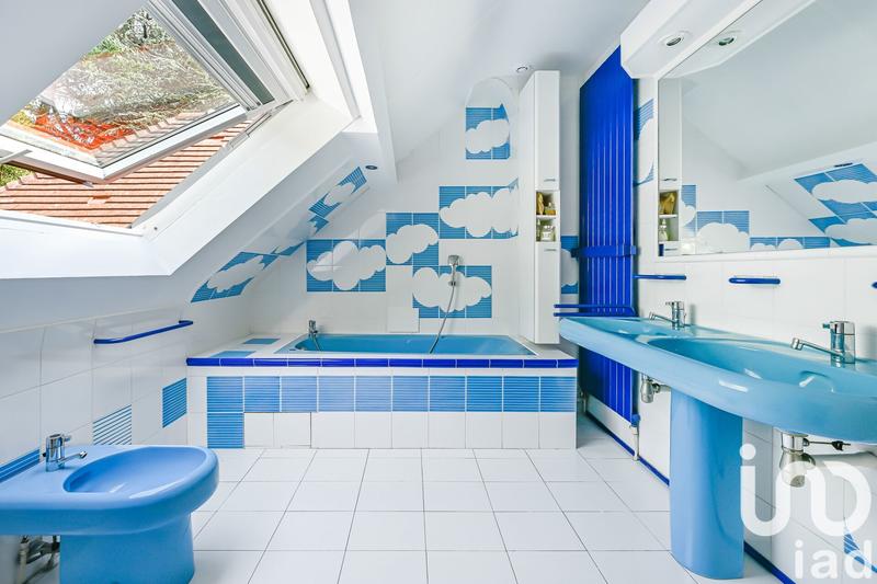 Maison - 190 m² - 8 pièces