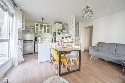 Appartement - 79 m² - 4 pièces