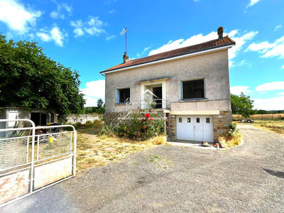 Maison - 96 m² - 5 pièces