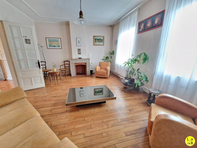 Maison - 141 m² - 6 pièces