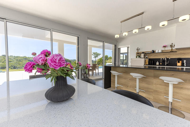 Maison - 177 m² - 5 pièces