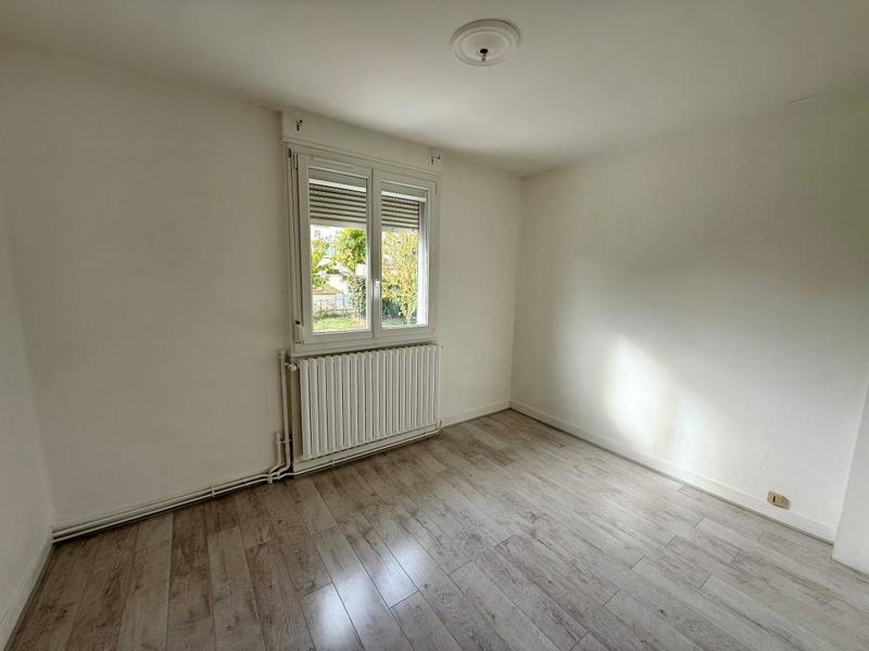 Maison - 90 m² - 6 pièces