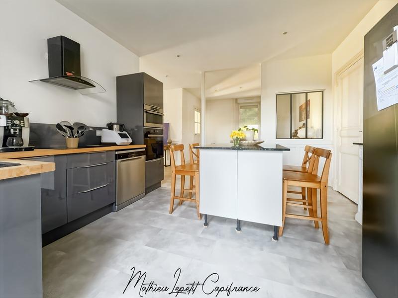 Maison - 170 m² - 7 pièces