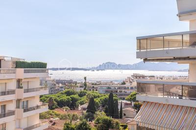 Appartement - 105 m² - 4 pièces