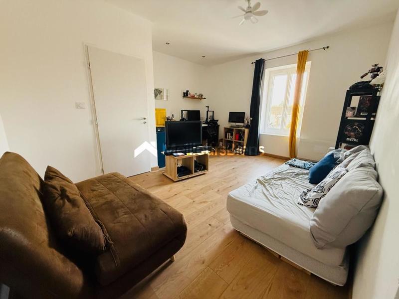 Maison - 182 m² - 7 pièces