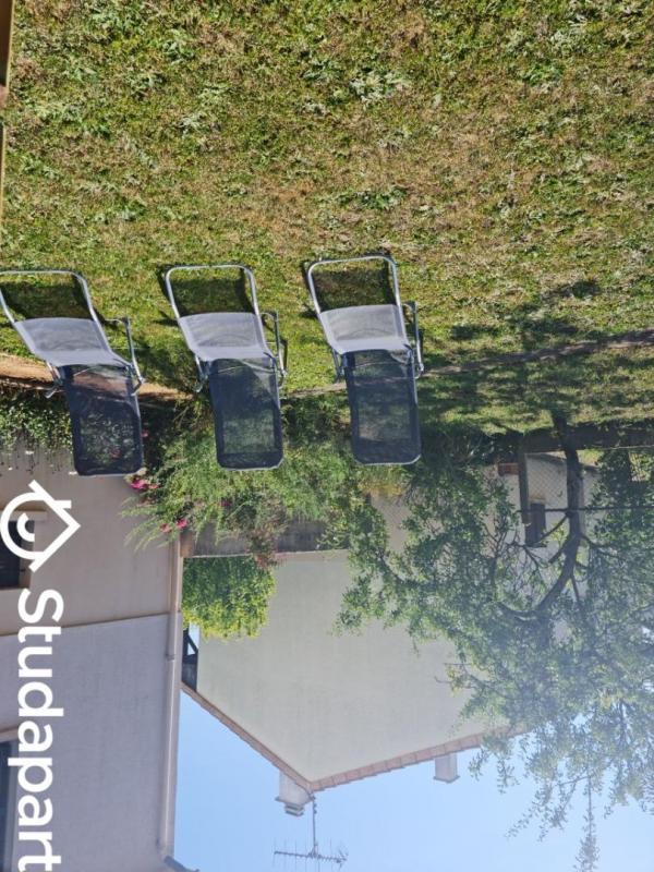 Chambre - 11 m² - 1 pièce