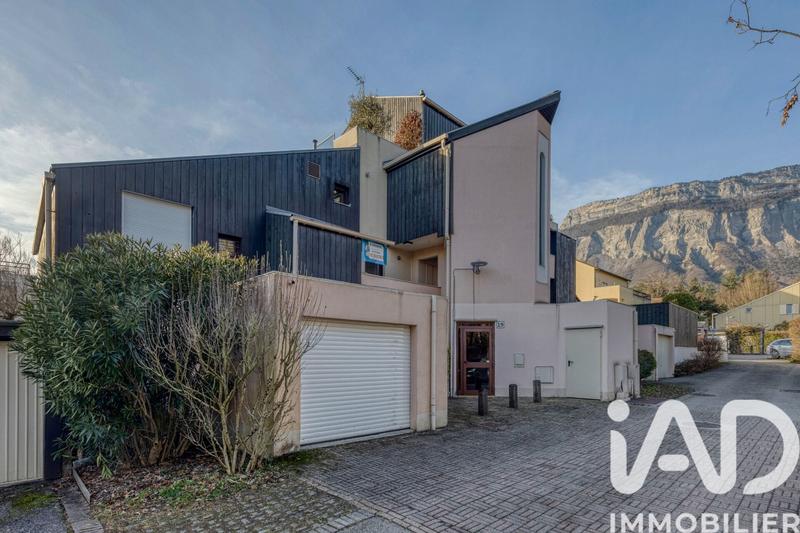 Duplex - 84 m² - 3 pièces