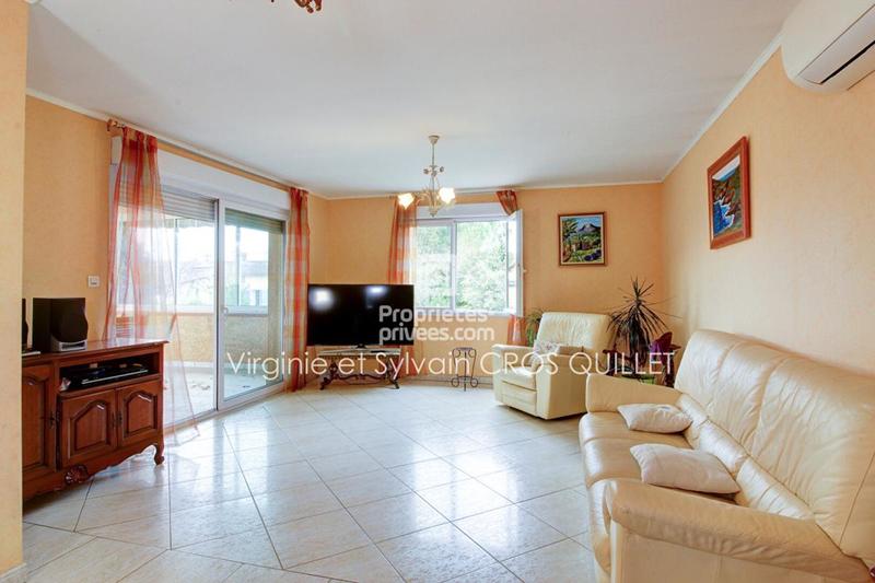 Maison - 137 m² - 5 pièces