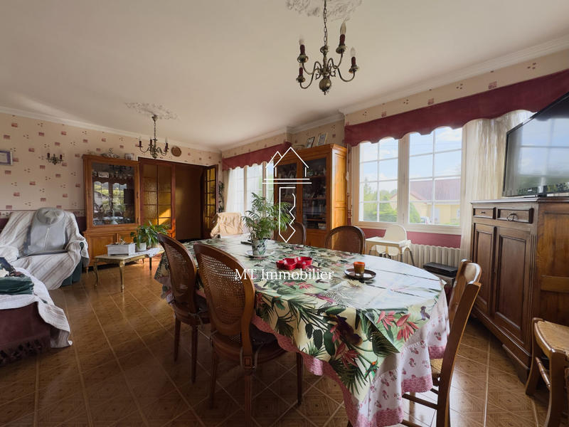 Maison - 128 m² - 6 pièces