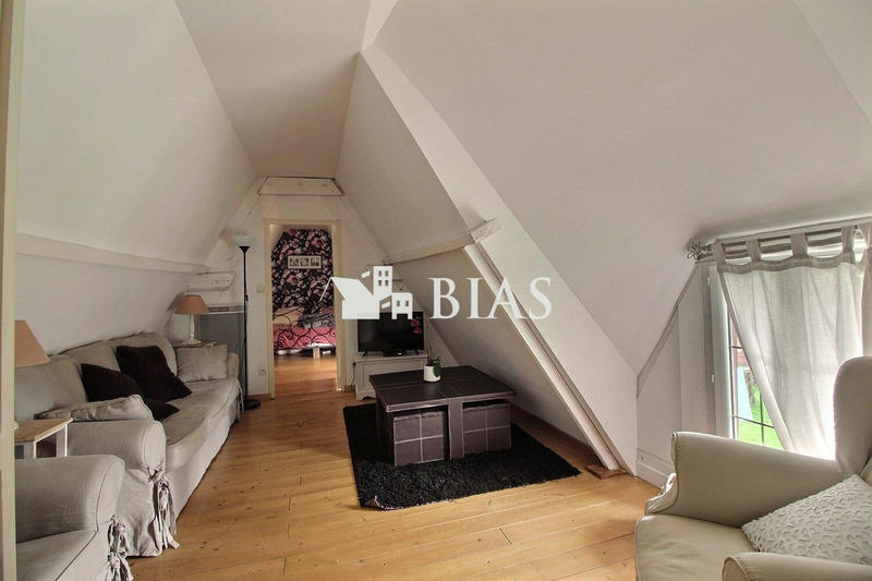 Maison - 96 m² - 5 pièces