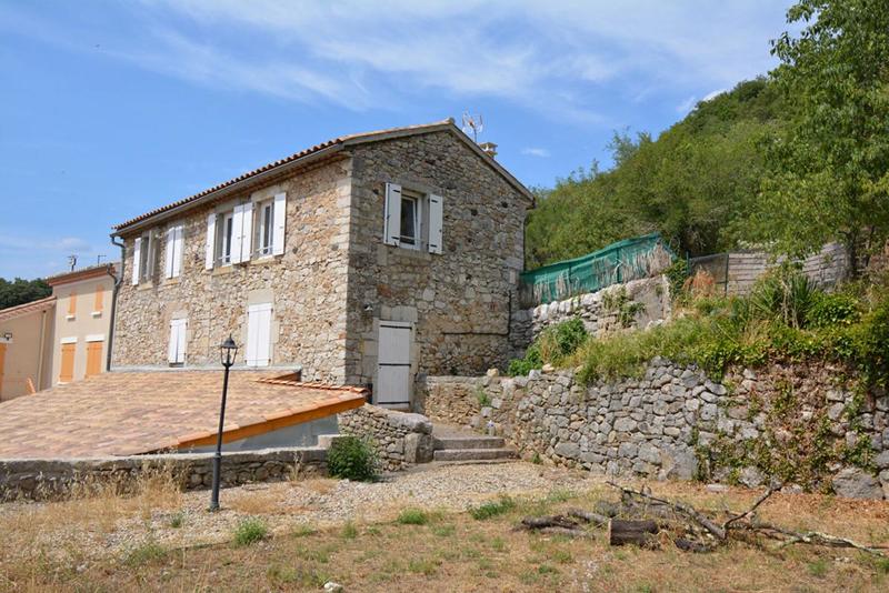 Maison - 86 m² - 6 pièces