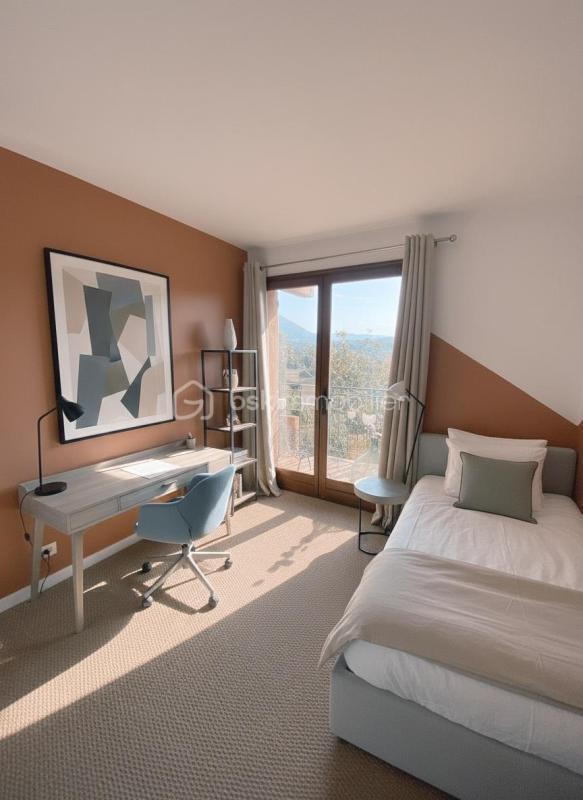 Appartement - 85 m² - 4 pièces