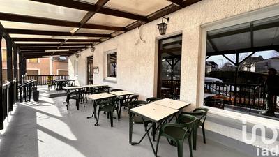 Maison - 615 m² - 15 pièces