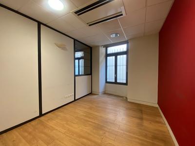 Bureau - 357 m² - 11 pièces