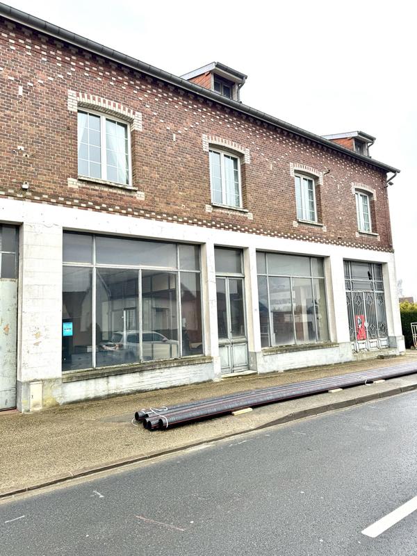 Entrepôt - 1 000 m²